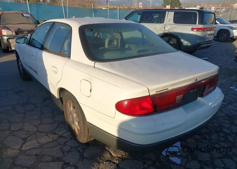 2001 Buick Regal Gs z USA, uszkodzony, nr VIN 2G4WF551311141623